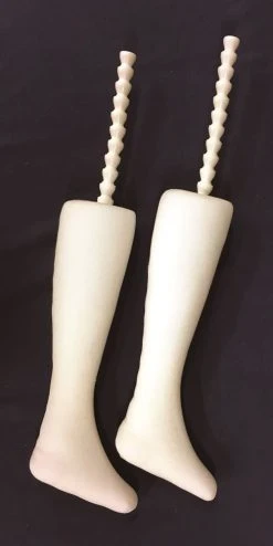 Mannequin Male, Female And Child Figures -tools shop 5050 Classic Feet 500x1000