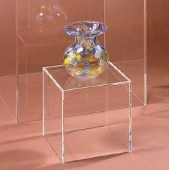 Display Cubes -tools shop display cube plinth 367x368